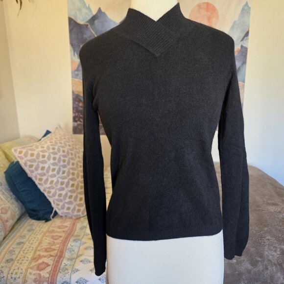 Investments 100% Cashmere Sweater Women’s S Black Mock Neck Soft Knit Pullover - Picture 3 of 11
